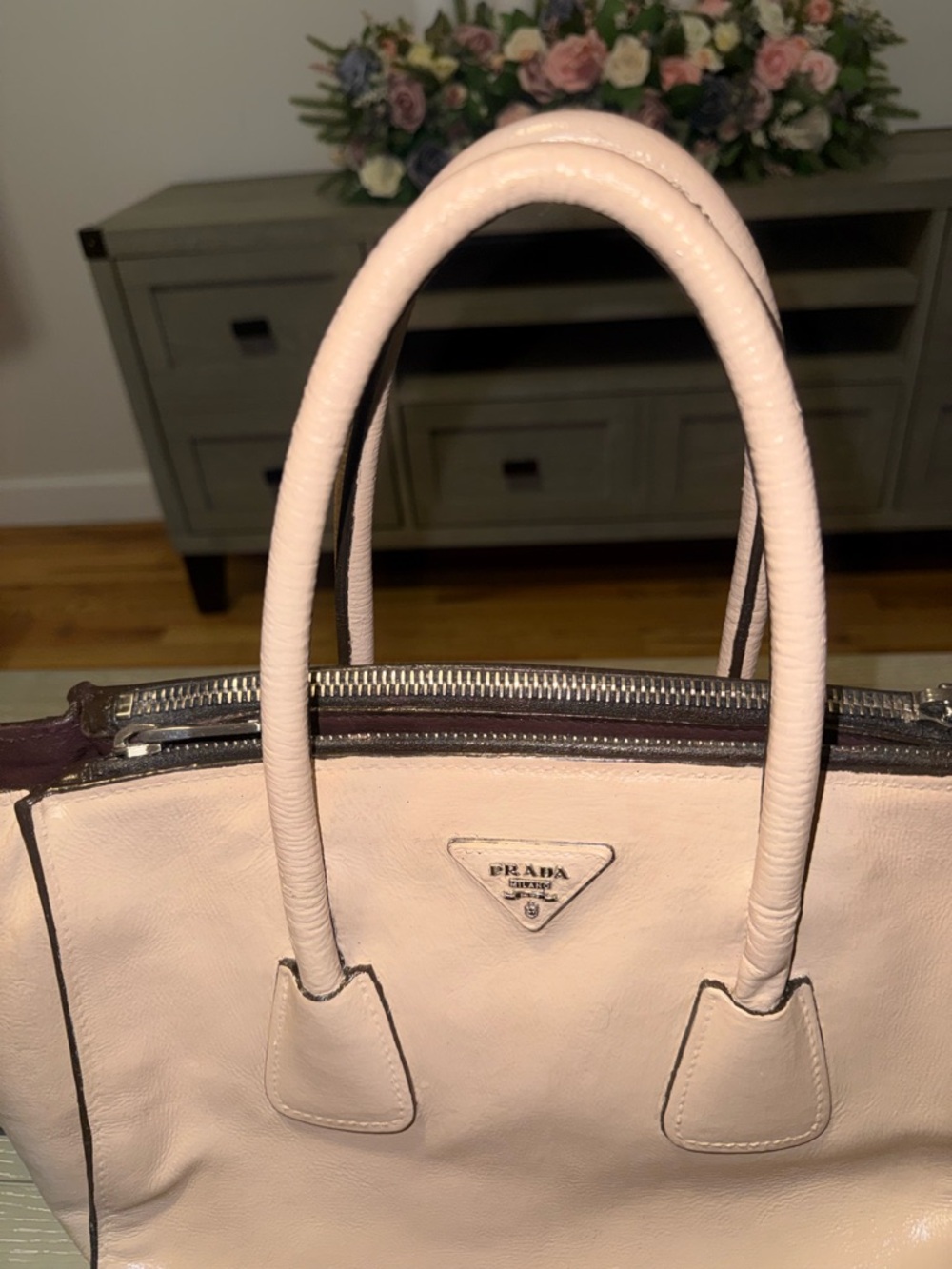 Prada Light Beige Leather Tote with Double Handles - Picture 5 of 17